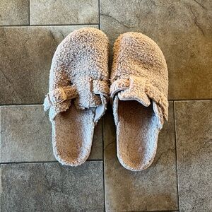 SHEIN Tan Fuzzy Slippers